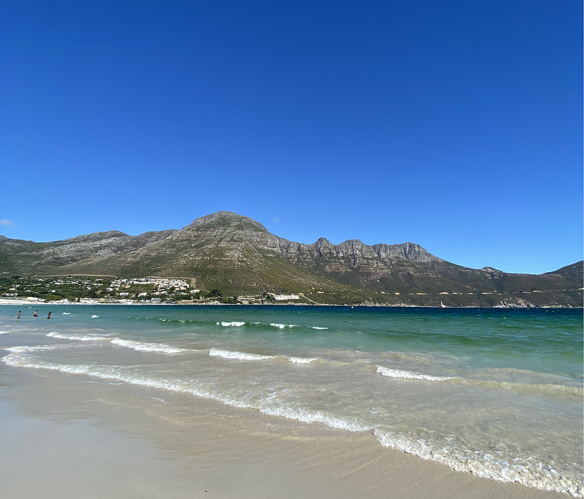 Hout Bay - África do Sul, inclusa no manual de sobrevivência caso você prefira águas mais quentinhas.