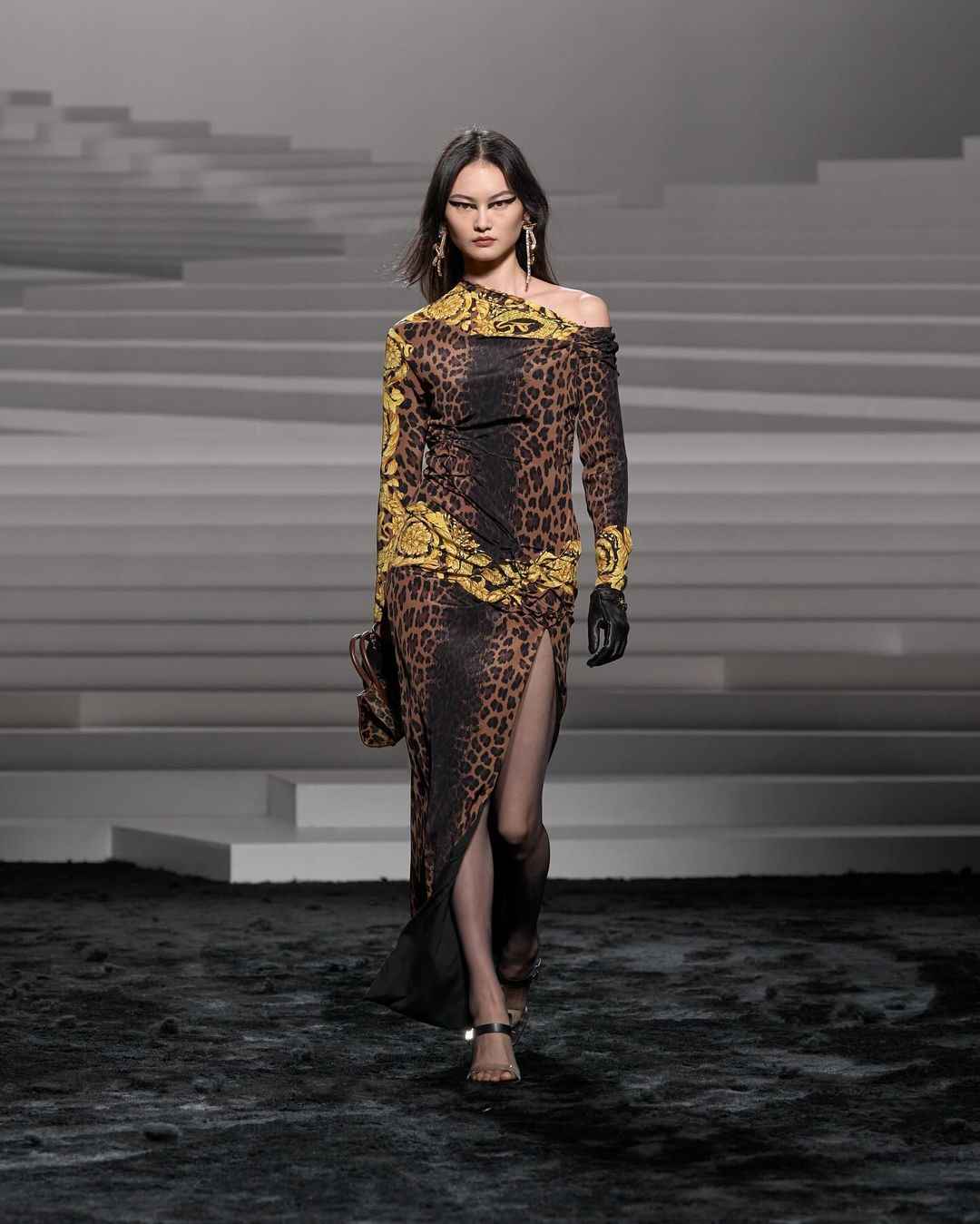 Versace para temporada outono/inverno da Milão Fashion Week 2024