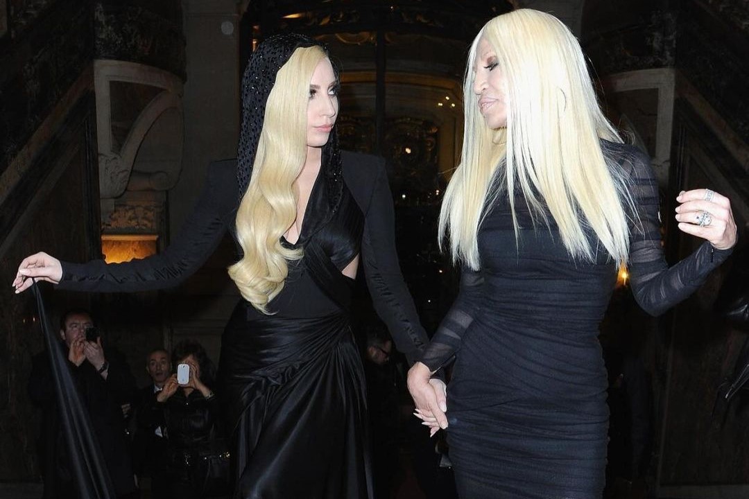 Lady Gaga e Donatella Versace