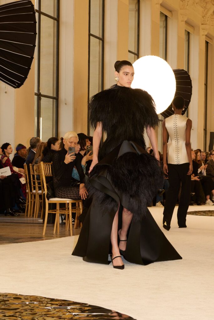 Desfile Haute Couture Schiaparelli 2025 