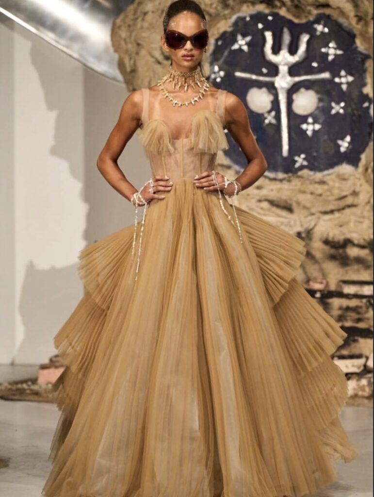 Alopecia Aphrodite - look 1