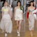 Três looks do desfile Simone Rocha na LFW.
