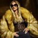 Gucci apresenta sua coleção Primavera/Verão 2027 assinada por Demna em Milão, que mistura inovação com códigos históricos da maison